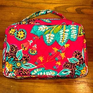 Vera Bradley makeup bag